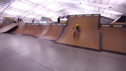 Десетгодишно дете, Jackson Goldstone, майстор на Bmx