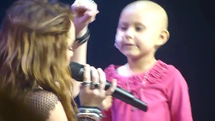 The Climb - Miley Cyrus 10 25 Concert For Hope - Miley Brings Girl on Stage 