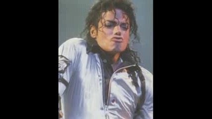 Michael Jackson Has Lips To Die For...