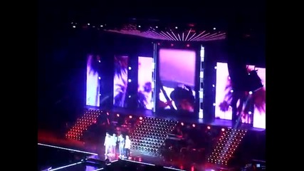 One_direction_forever_young_live
