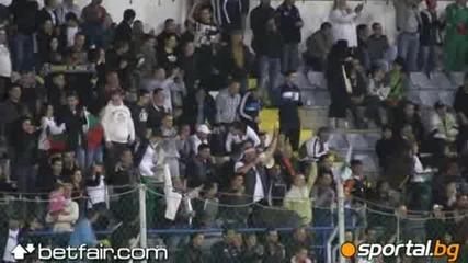 Радост при гола на нашите в Кипър
