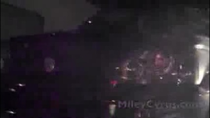 Can t be tamed - rockangeles !remix! sneak peek 