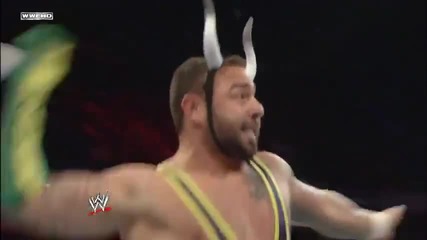 The Cobra & The Bull - Wwe Raw Slam of the Week 11/11/13