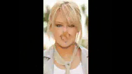 Hilary Duff - Who`s That Girl (acoustic)