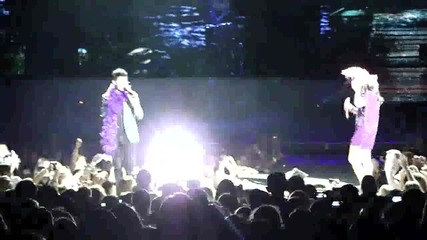 Joe И Demi - Wouldnt Change A Thing На Живо!