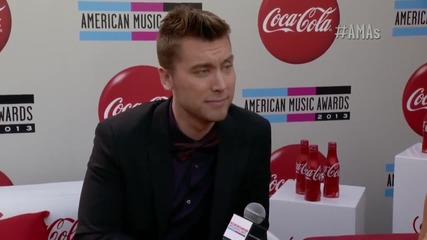 Ariana Grande - Red Carpet Interview (american Music Awards 2013)