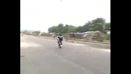 bike stunts in delhi ma frnds