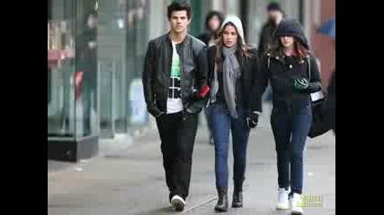 [new]pics Of Kristen, Nikki and Taylor in Canada and Vancouver