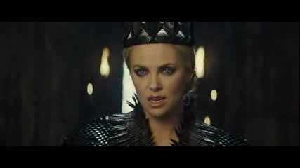 Snow White and the Huntsman- Snow White and Queen
