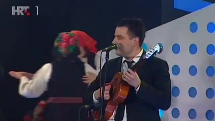 Jasna Zlokic & Zeljko Bebek - Ima neka tajna veza (uzivo)