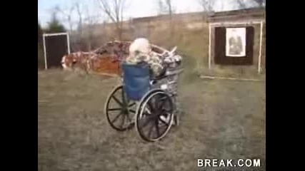 Яка баба стреля с шмайзер