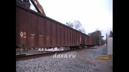 Камион тегли 9 вагоно