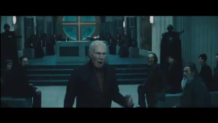Trailer Priest