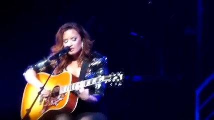 Demi Lovato - Световно турне - Catch me and don`t forget
