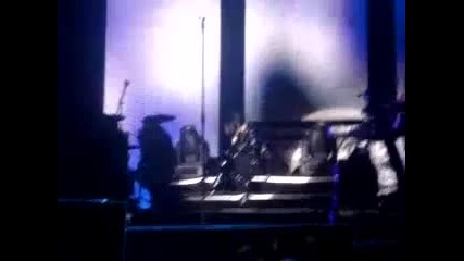 Rihanna - Unfaithful ( На Живо в София, България 2007 )