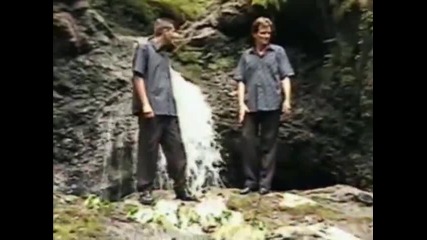Braca Hasanovic - Zapjevajmo brate - (Official video 2005)
