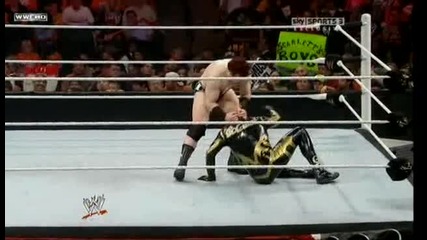 Raw 02.08.10 - Sheamus vs Golddust 