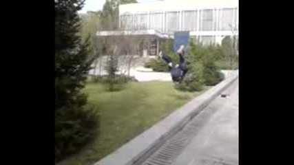 Street Jumpers Crew - Uli Side Flip