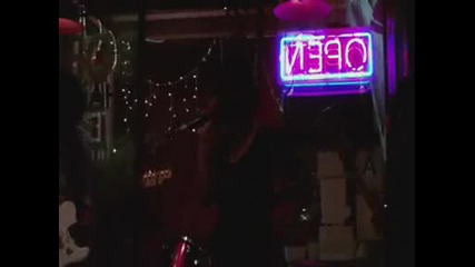 Yeah Yeah Yeahs - Cold Light Live