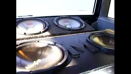 Те Тава Е Басс! 4 12