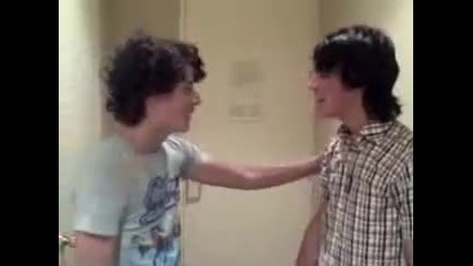 Jonasbrothers.tv
