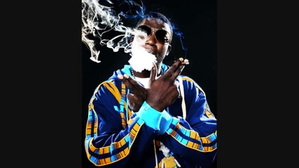 Gucci Mane - Grown Man Feat. Estelle 