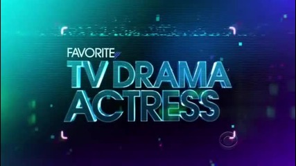 Нина Добрев благодари на майка си, а Иън и тя са номинирани - People's Choice Award
