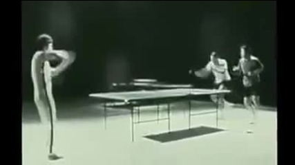Брус Лий ...