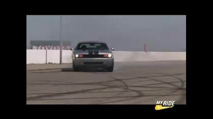 2008 Dodge Challenger Burnout
