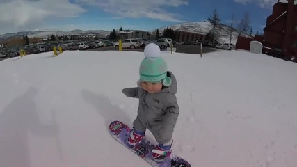 14 месечен сладур кара сноуборд.