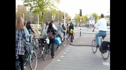 Колко коли засне камерата за 1 час на кръстовище в Холандия?