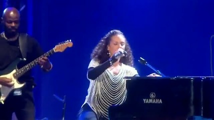 Alicia Keys - Try Sleeping With A Broken Heart 2010 Fifa World Cup Ki... 