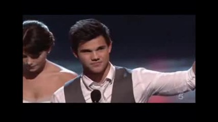 Teen Choice Awards 2009 Fresh Face Male Female Ashley Green and Taylor
