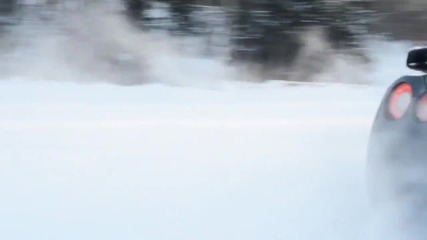 Nissan Gt-r snow drifting