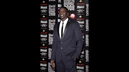 Akon - Her Shoes 