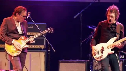 Joe Bonamassa & Glenn Hughes - Guitar Center - King of the Blues Finals 