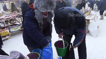 Как продават риба при минус 50 градуса в Якутия