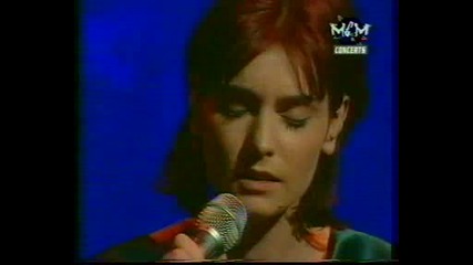 Sinead O` Connor - She moved through the fair - Live in Oslo 1997 