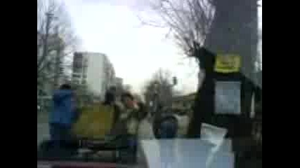 цигани бутат каруцата
