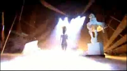 Lady Gaga - Brit Awards 2010 (telephone + Dance in the dark) 