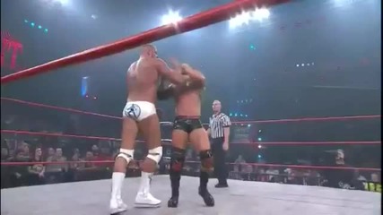 Chokeslam - Matt Morgan