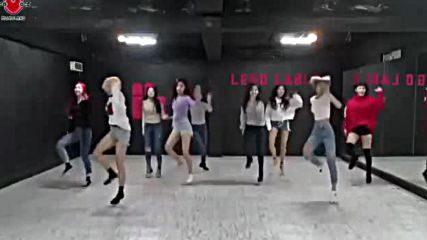 Kpop random dance challenge