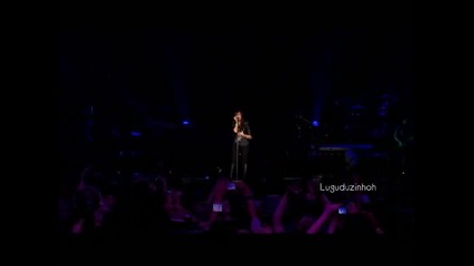 Demi Lovato - Don't Forget (live At Wembley Arena)
