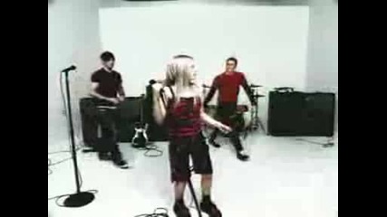Avril Lavigne - He Wasnt