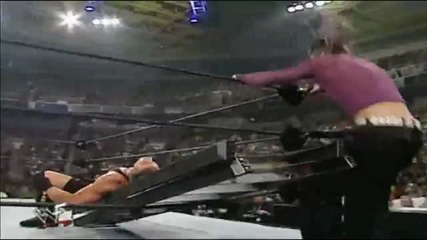 Slingshot Arabian Press on a Ladder - Jeff Hardy