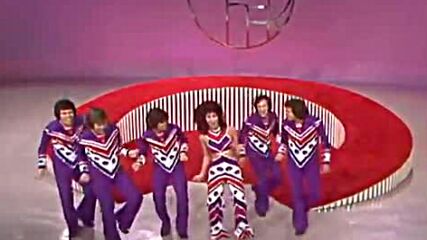 Cher with The Osmonds ( 1975 ) - Stevie Wonder Medley