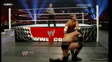 W W E. 8/16/2010. / Chris Jericho vs. Wade Barrett. / 