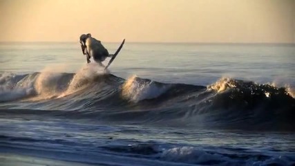 Accenture: Surfing Elephant 