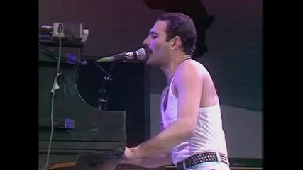 Queen - We Will Rock You и We Are The Champion