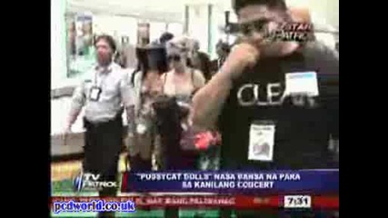 pussycat dolls arriving in Manila June 8